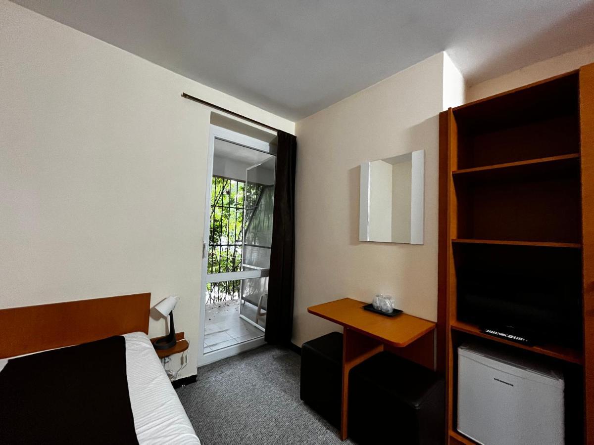Fagaras Hostel เอโฟริเอนอร์ด ภายนอก รูปภาพ