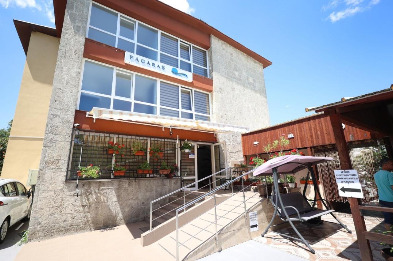 Fagaras Hostel เอโฟริเอนอร์ด ภายนอก รูปภาพ